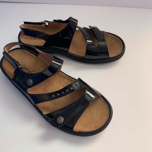 BioTime Aki black patent size 38(7)